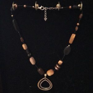 Stone teardrop necklace